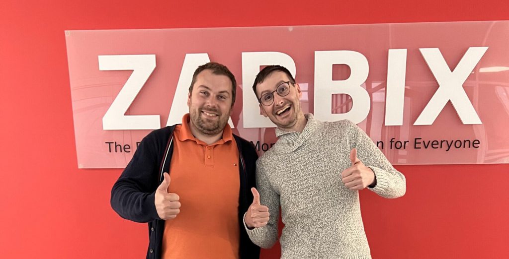 O nás initMAX